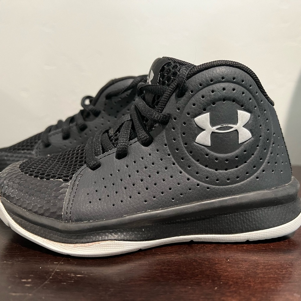 Under Armour boys Jet 2019 Basketball Shoe Black 11K - Picture 3 of 7